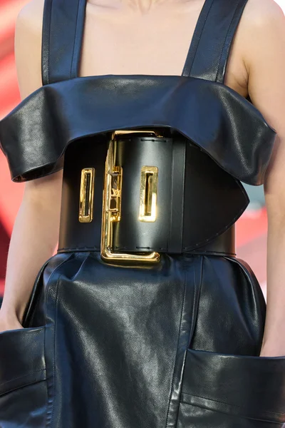 Look 83